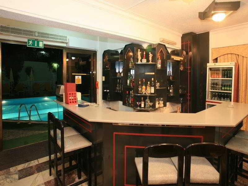 Saturn Hotel Kusadası Extérieur photo