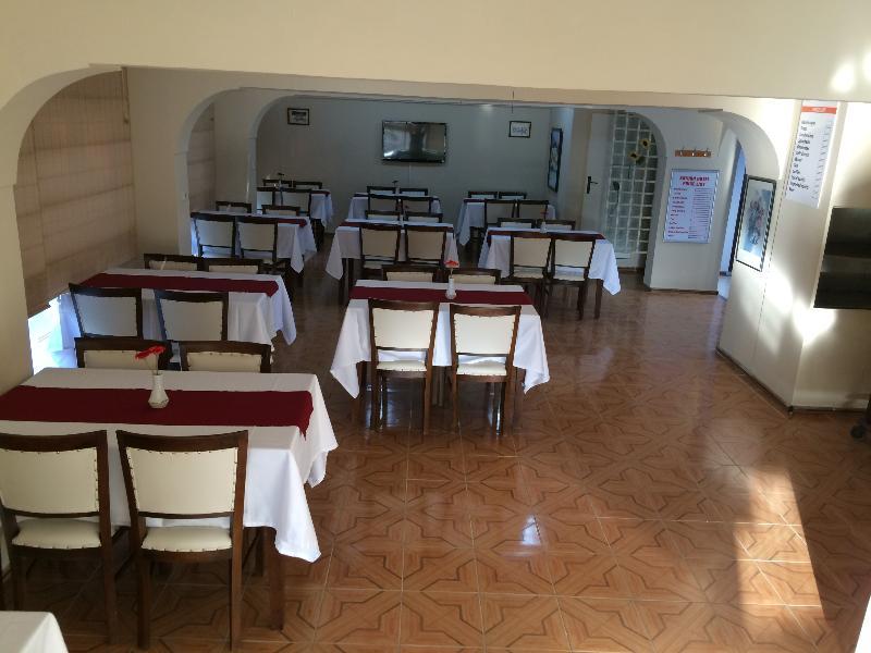 Saturn Hotel Kusadası Extérieur photo
