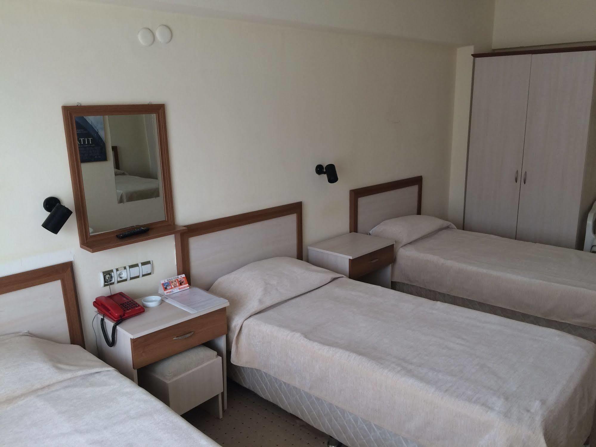 Saturn Hotel Kusadası Extérieur photo