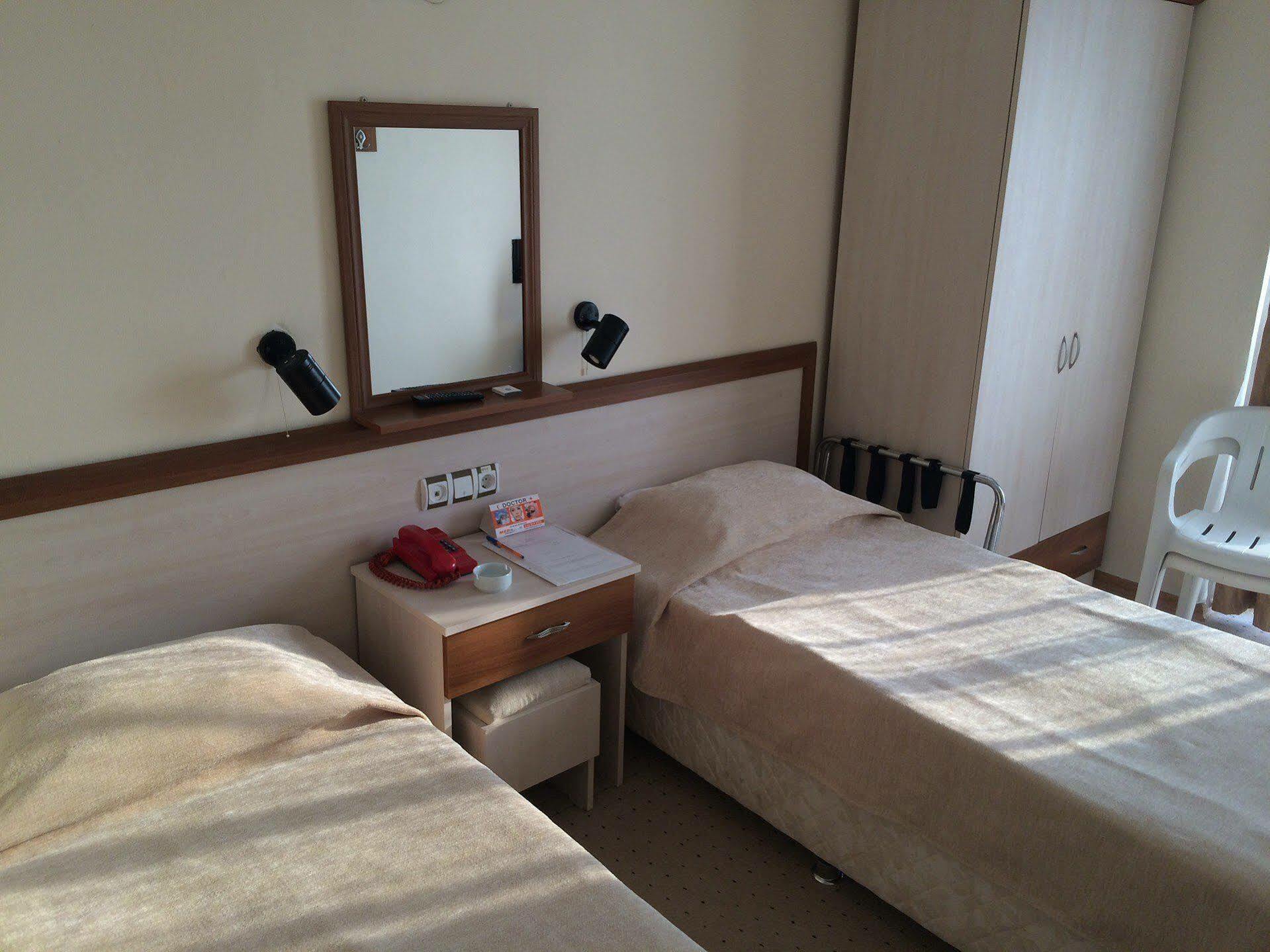 Saturn Hotel Kusadası Extérieur photo